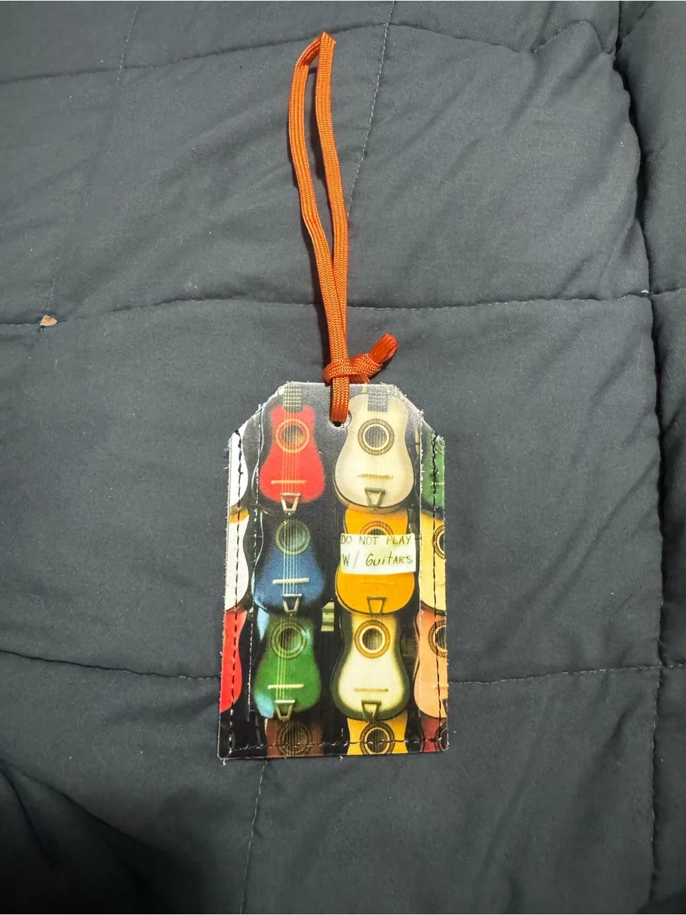 Leather Guitar-Print Luggage Tag - Multicolor
